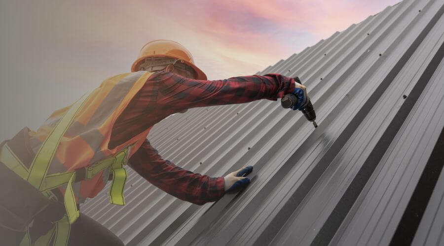 Expert Emergency Roof Repairs services in Richey, MT